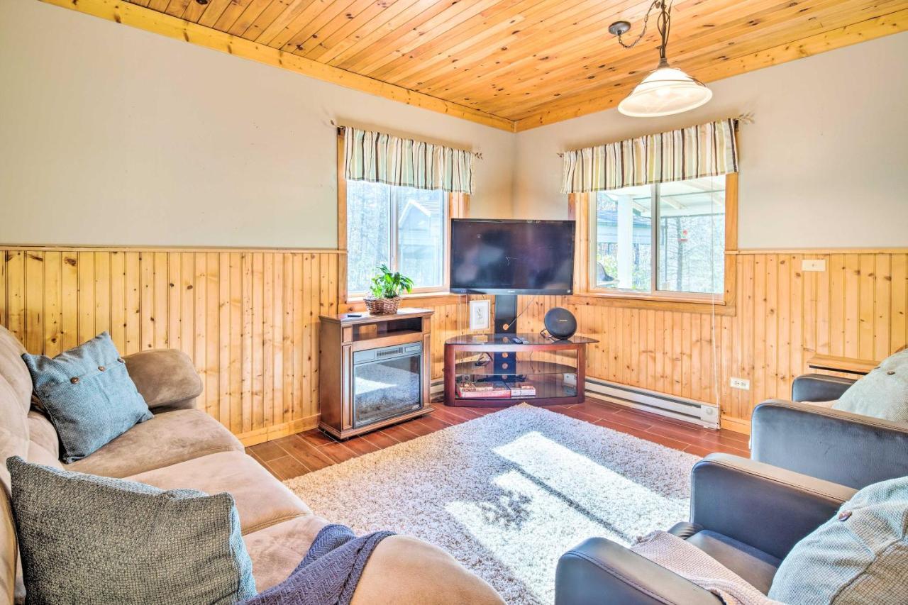 Penrose Home With Covered Deck And Fire Pit! Extérieur photo